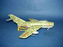 Trumpeter 1/32 The Plaaf Mig - 15 bis Fighter