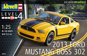 Revell 1/25 2013 Ford Mustang Boss 302