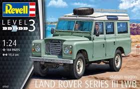 Revell 1/24 Land Rover Series III LWB Station Wagon