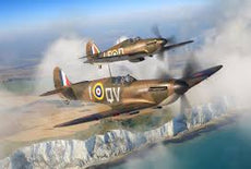 Revell 1/144 Spitfire Mk. la & Hurricane Mk.I