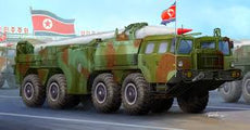 Trumpeter 1/35 DPRK Hawasong-5 short - range tactical ballistic missile