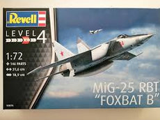 Revell 1/72 MiG-25 RBT "Foxbat B"