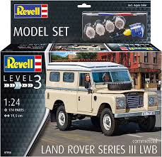 Revell 1/24 Land Rover Series III LWB commercial
