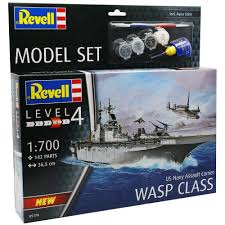 Revell 1/700 US Navy Assault Carrier Wasp Class
