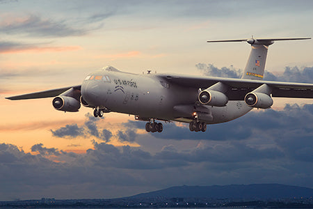 1/144 C-141B Starlifter