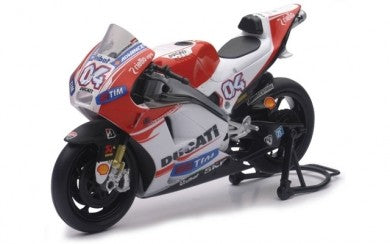 1/12 Ducati Desmosedici MotoGP 2015 #4 A.Dovizioso