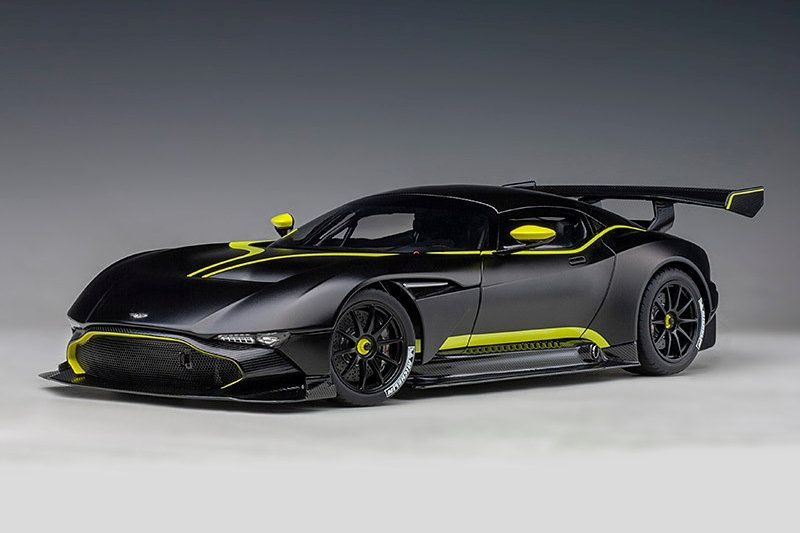 1/18 Aston Martin Vulcan