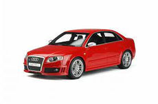 1/18 Audi RS4 (B7) 4.2 2005