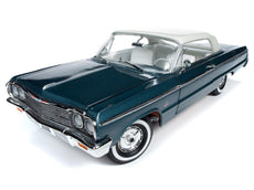 AutoWorld -  1/18  1964 Chevrolet Impala SS 409 - White