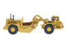 DM CAT 627G Wheel Tractor Scraper - HO Scale