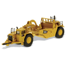 DM CAT 657G Wheel Tractor Scraper - 1:125 Scale