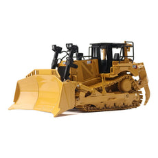 DM CAT D8T Track-Type Tractor with 8U Blade 1:50 Scale
