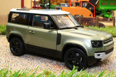 Welly 1/24 Land Rover Defender 2020 Green
