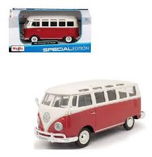 Maisto 1/24 Volkswagen Van "Samba"