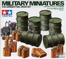 Tamiya -1/35 Military Miniatures German Fuel Drum Set