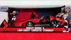 Jada 1/24Harley Quinn & 1969 Chevy Corvette Stingray