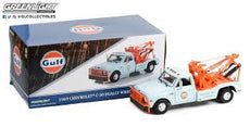 GreenLight 1/18 1969 Chevrolet C-30 Dually Wrecker