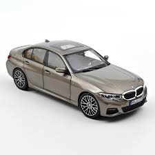 Norev 1/18 BMW 330i 2019 (Silver)