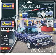 Revell 1/24 VW Golf GTI Model Set