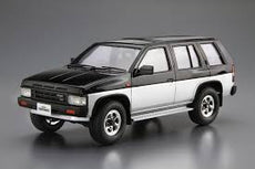 Aoshima- 1/24 Nissan D21 Terrano V6
