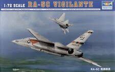 Trumpeter 1/72 RA-5C Vigilante