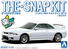 Aoshima- 1/32 Nissan R33 Skyline GT-R