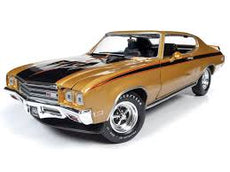 Auto World 1/18 1971 Buick GSX (Gold)