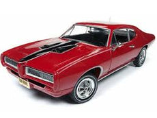 Auto World 1/18 1968 Royal Bobcat GTO (Red)