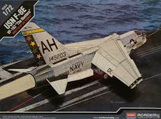 Academy 1/72 USN F-8E VF-162 "The Hunters"