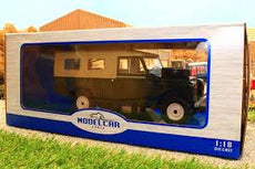 MCG 1/18 Land Rover Series II 109 Pickup (Dark Green)