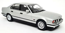 MCG 1/18 BMW 5-Series (E34) 1992 (Silver Metallic)