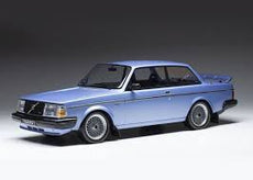 IXO-Models 1/18 Volvo 240 Turbo "Custom" 1985