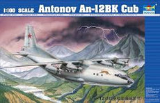 Trumpeter 1/100 Antonov An - 12BK Cub