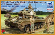US Light Tank M-24 'Chaffee' (Early Prod.) w/crew (NW Europe 1944-45)