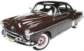 Auto World 1/18 1950 Oldsmobile 88