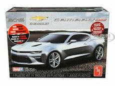 AMT- 1/25 2016 Chevrolet Camaro SS