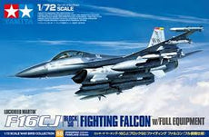 Tamiya -1/72 F-16CJ Fighting Falcon with full equipment