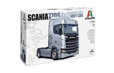Italeri 1/24 Scania 770S 4x2 Normal Roof Grey Cab