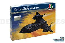 Italeri 1/72 SR-71 Blackbird with drone
