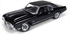 Auto World 1/18 1970 Oldsmobile Cutlass SX