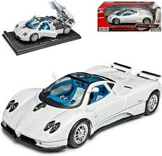 Motor Max 1/24 Pagani Zonda C12
