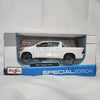 Maisto 1/24 Toyota Hilux