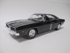 Mai -1/18 1969 Dodge Charger ( BLUE )