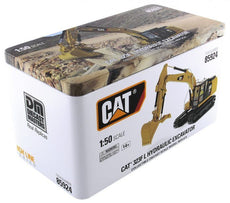 DIECAST MASTERS- Hydraulic Excavator With Thumb