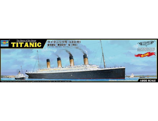 RMS Titanic Ocean Liner 1/200 Trumpeter