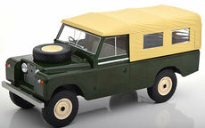 Model Car Group - 1/18 Land Rover 109 Pickup with canopy - Green