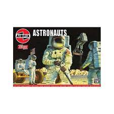 1/76 Astronauts (Vintage Classics)
