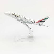 16CM Emirates Airline