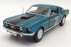 AutoWorld -  1/18 1968 Ford Mustang GT 2+2 - Turquoise